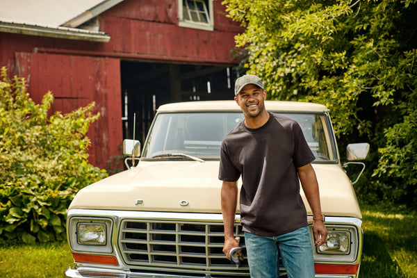 Heavyweight Tees for Heavyweight Jobs: When the Gildan Hammer Earns Its Name