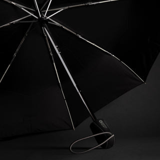 Swiss Peak Traveller Umbrella (Black) — Feature