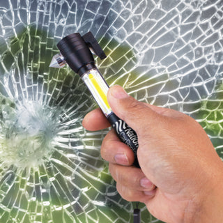 Flint Vehicle Safety Tool (Black) — Feature