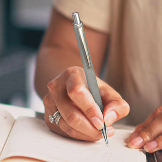 Riverstone Pen (Navy) — Feature