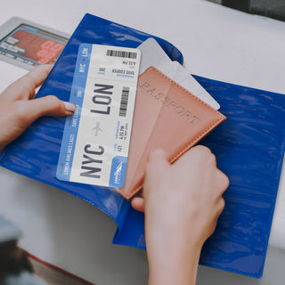 Journey Travel Wallet (Red) — Feature