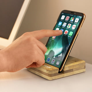Grove Phone Stand (Natural) — Feature