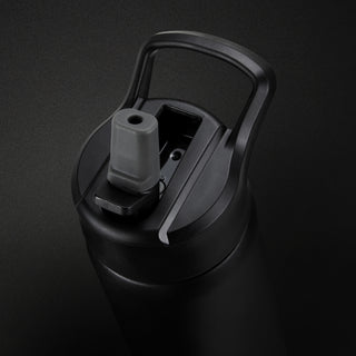 Swiss Peak Stealth Vacuum Bottle (Black) — Feature