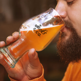 Luigi Bormioli Birratique Beer Glass (Clear) — Feature
