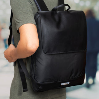 Moleskine Metro Slim Backpack (Black) — Feature