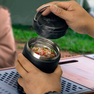 Tasman Vacuum Flask (Black) — Feature