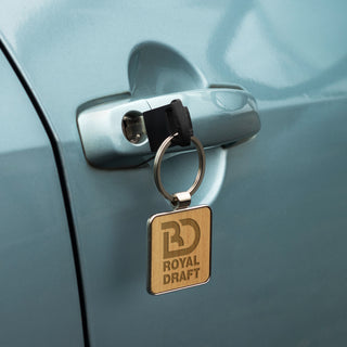 Fob Key Ring - Square (Gunmetal/Dark) — Feature