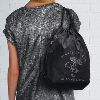 Streak Drawstring Backpack (Black) — Feature