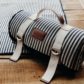 Keepsake Picnic Blanket (Natural/Navy) — Feature