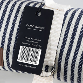 Keepsake Picnic Blanket (Natural/Olive) — Detail