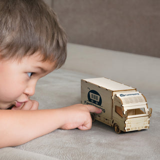 BRANDCRAFT Small Truck Wooden Model (Natural) — Feature