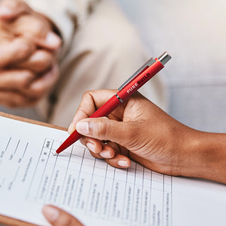 Saxon Pen (Red) — Feature