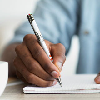 Onyx Grip Pen - White Barrel (White/Bright Green) — Feature