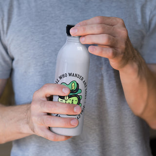 Adora Recycled Aluminium Bottle (White) — Feature