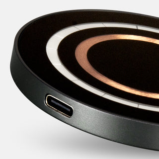 INGENIO Arc Single Wireless Charger (Gunmetal/Black) — Detail