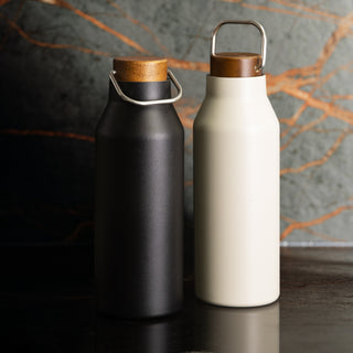 Keepsake Vacuum Drink Bottle (Black) — Feature