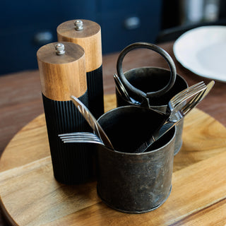 Keepsake Noir Salt and Pepper Grinders (Black/Natural) — Feature