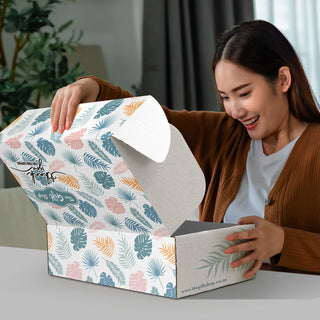 Vault Die Cut Box with Locking Lid - 502x295x150mm (White/Natural) — Feature