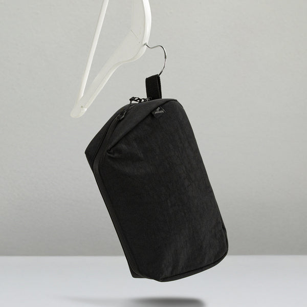 ARCHER Tasman Toiletry Bag (Black)