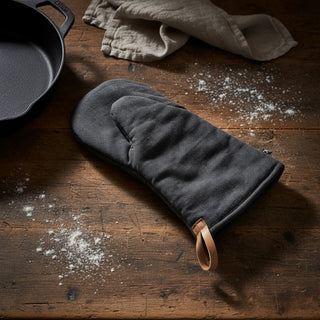 Keepsake Canvas Oven Mitt (Washed Black) — Feature