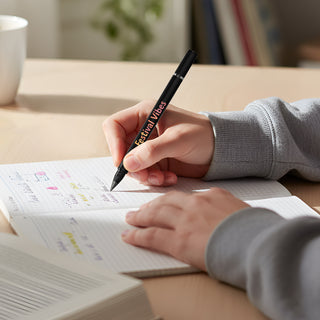 Vector Dual-Tip Pen (White) — Feature