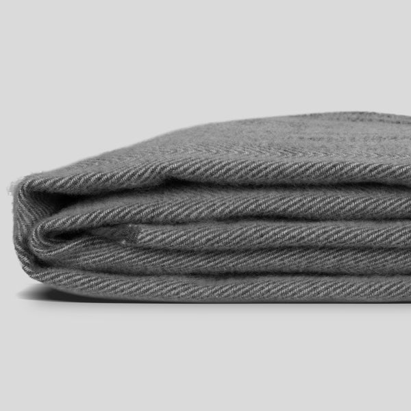 Keepsake Throw Blanket (Grey)